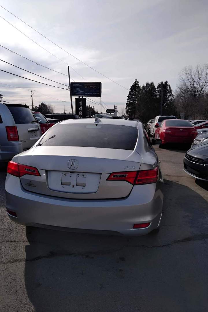 Voiture d'occasion Granby